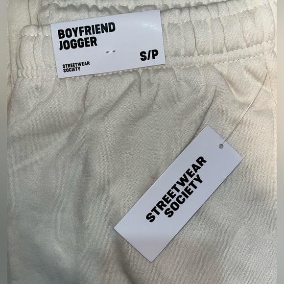 Ivory Fleece Joggers - Picture 4 of 5